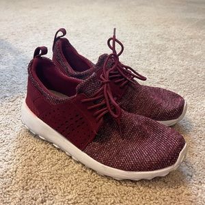 Hey Dude Tennis Shoe